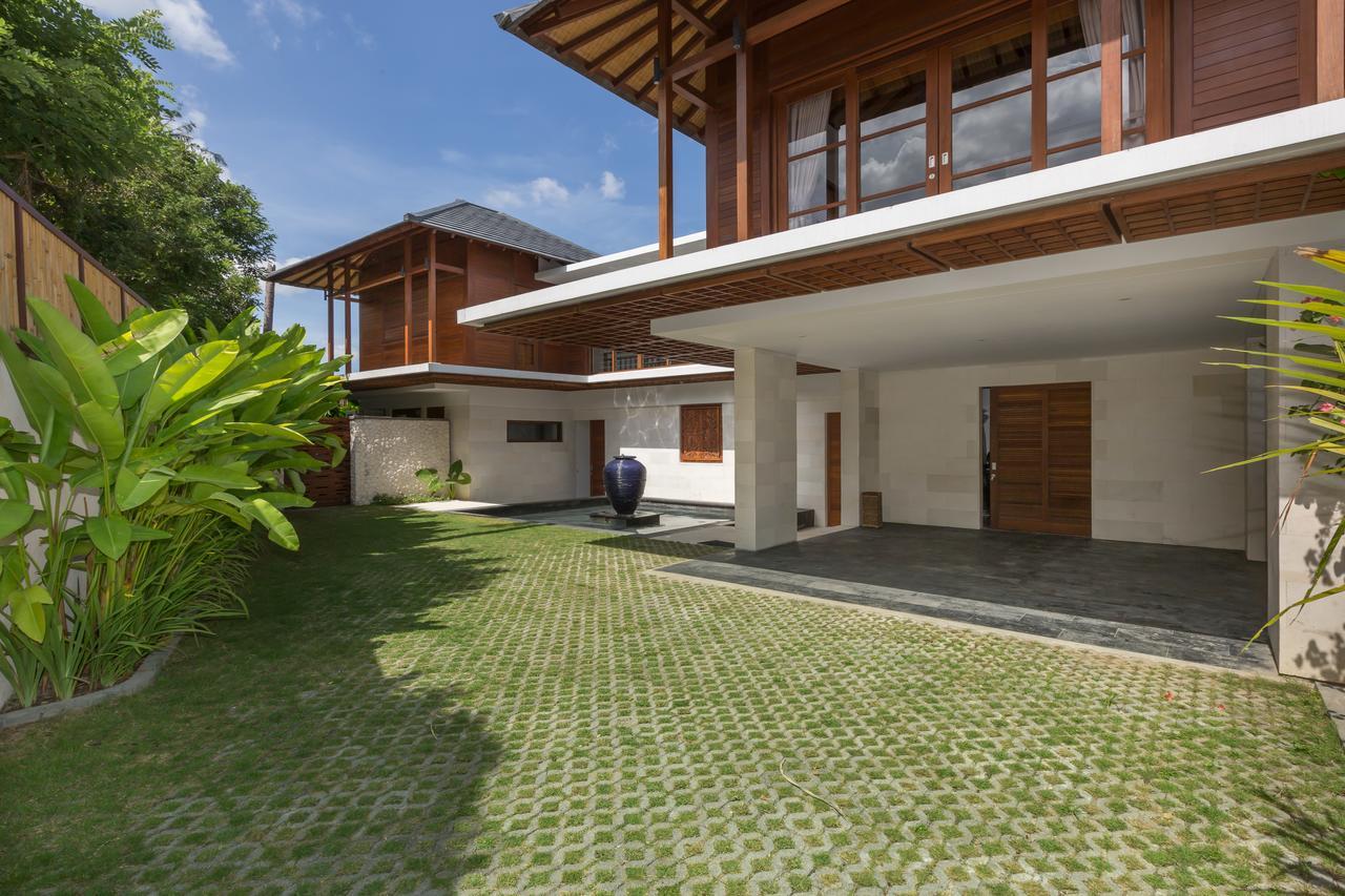 Villa Rusa Biru - Modern Villa With Private Pool And Cook In The Heart Of Berawa Canggu  Luaran gambar