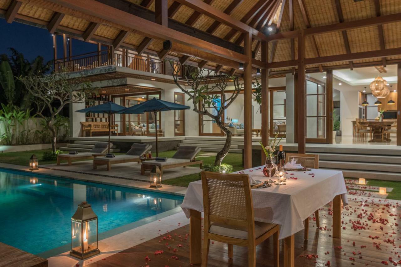 Villa Rusa Biru - Modern Villa With Private Pool And Cook In The Heart Of Berawa Canggu  Luaran gambar